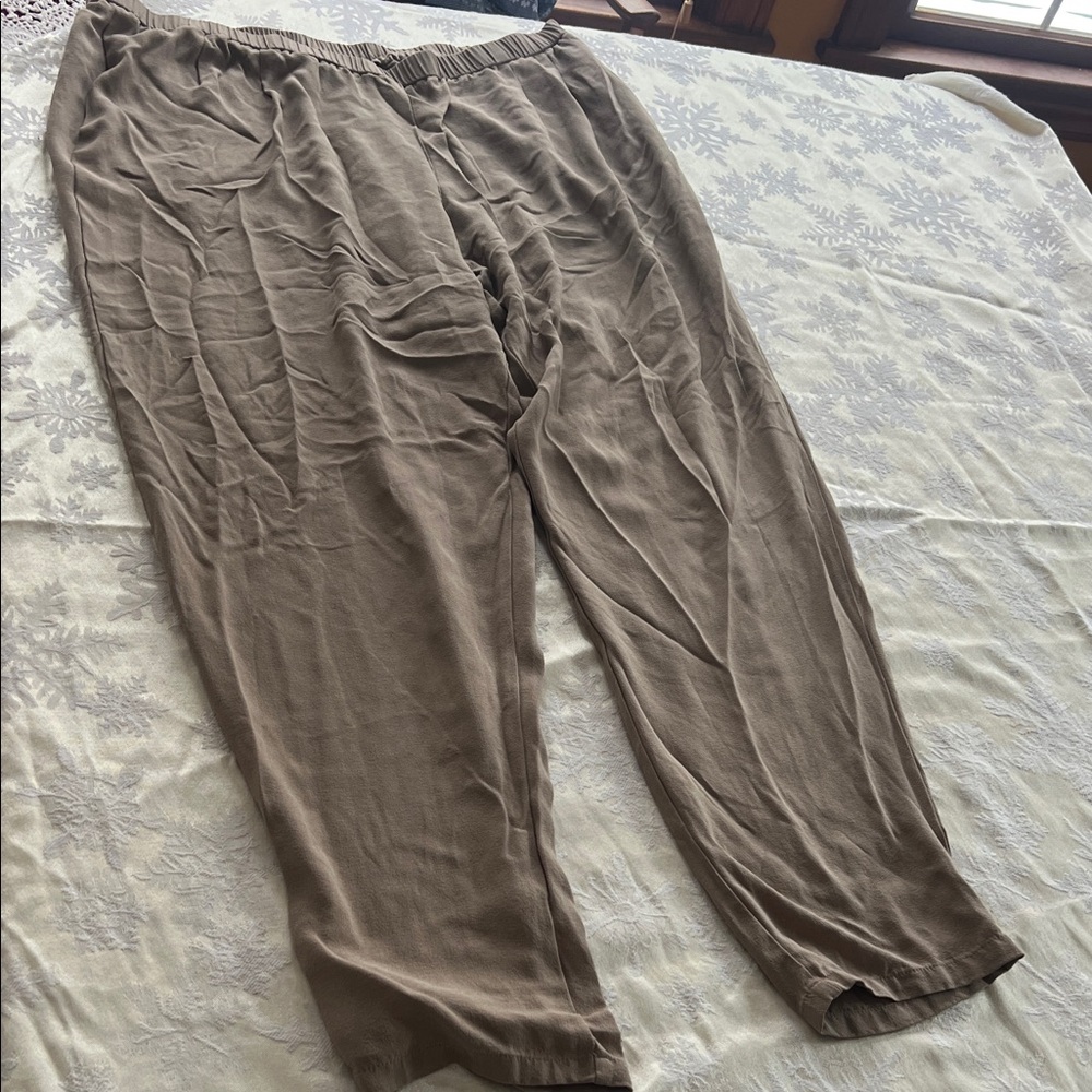 Eileen Fisher womens silk taupe pants